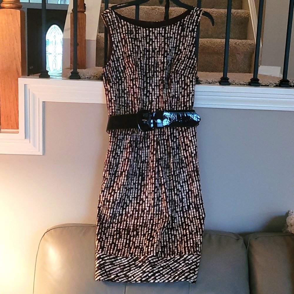 Super cute brown, black, tan and white dress with side pockets